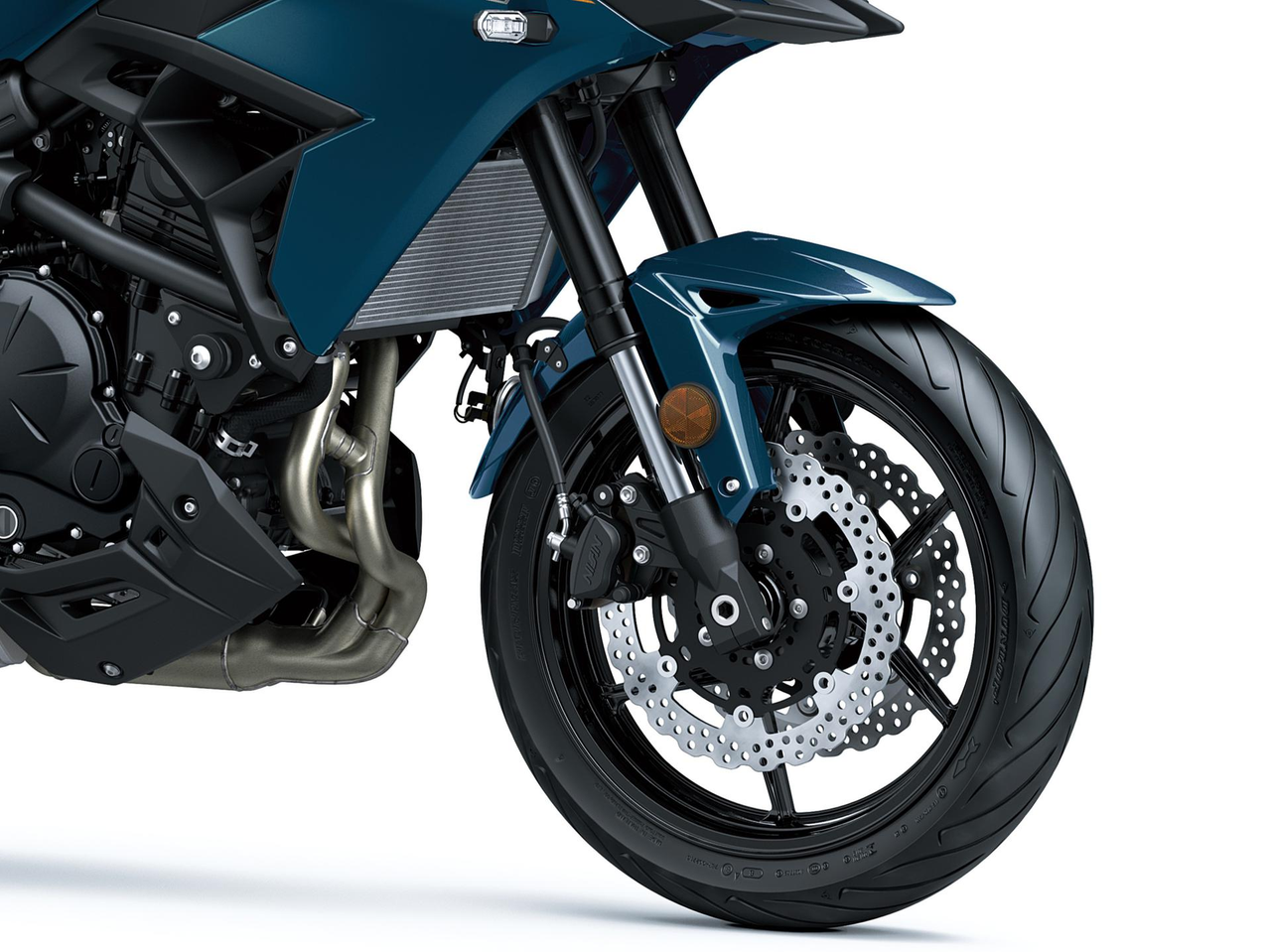 Federung mit langem Federweg und 17"-Felgen