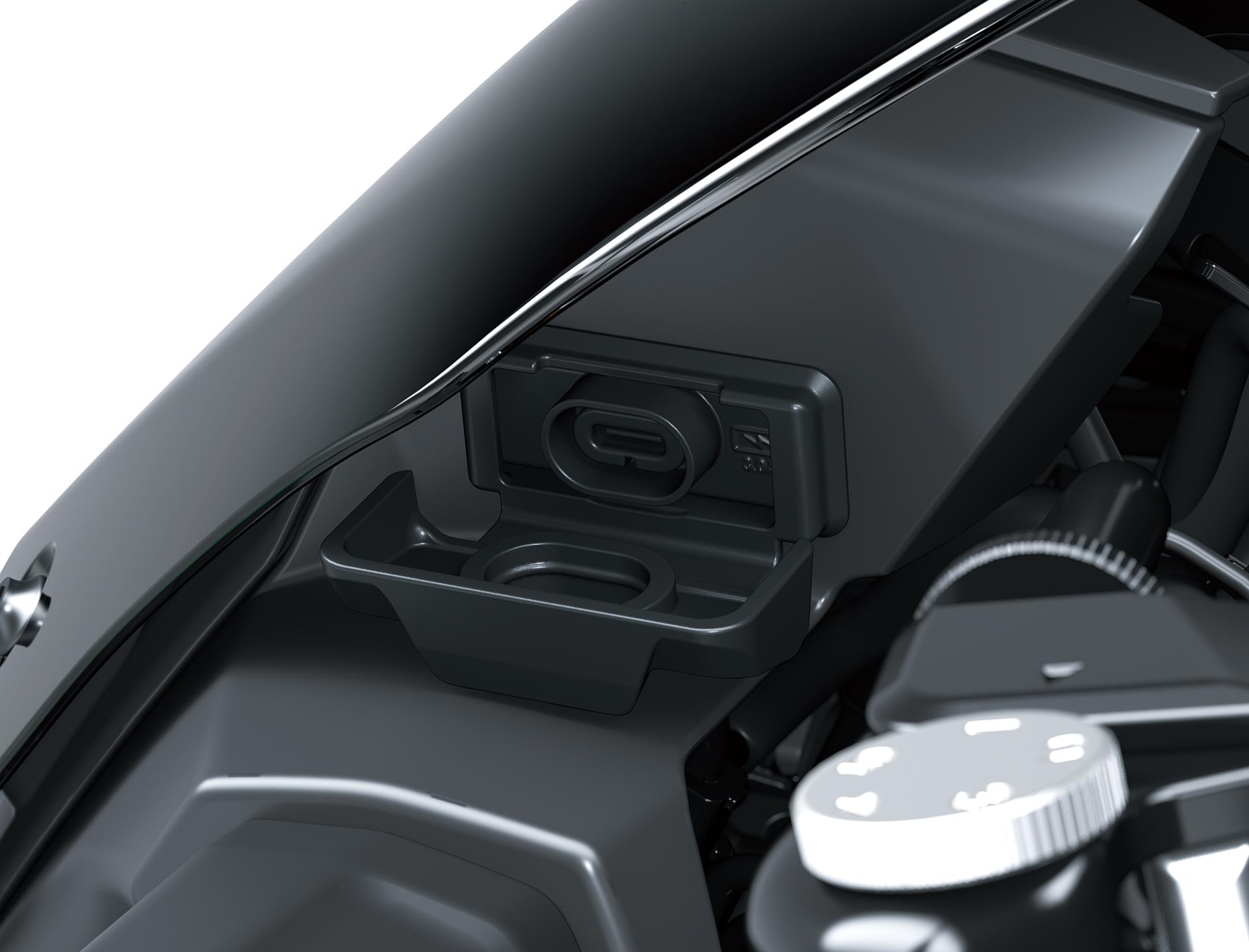 USB-C Buchse (Z900/70kw/SE)